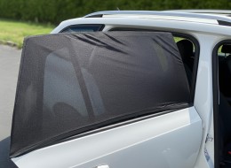 Osłona przeciwsłoneczna na boczne okno samochodu / nakładka na drzwi CAR SUNSHADE SET 1, roz. S, 2 s