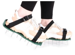 Aerator trawnika na buty GRASS AIR