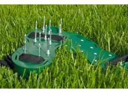 Aerator trawnika na buty GRASS AIR